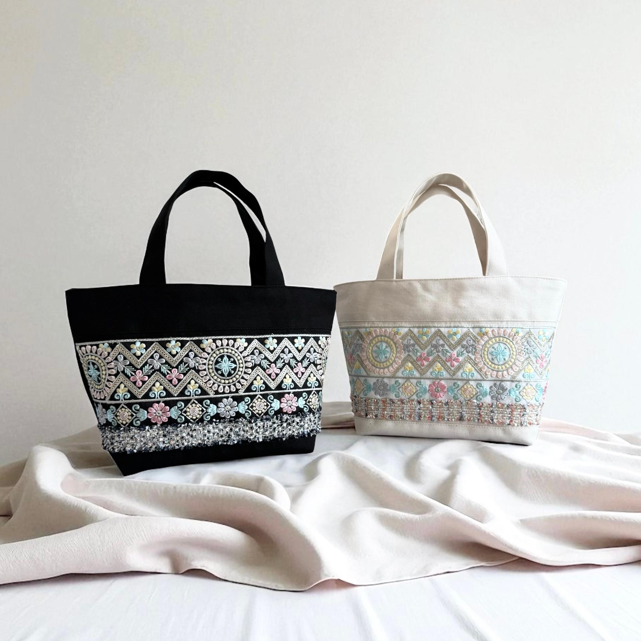 ミルキーカラーのお花柄/インド刺繍×キラキラツイード/帆布/トートバッグ【2色からお選びいただけます】1枚目の画像
