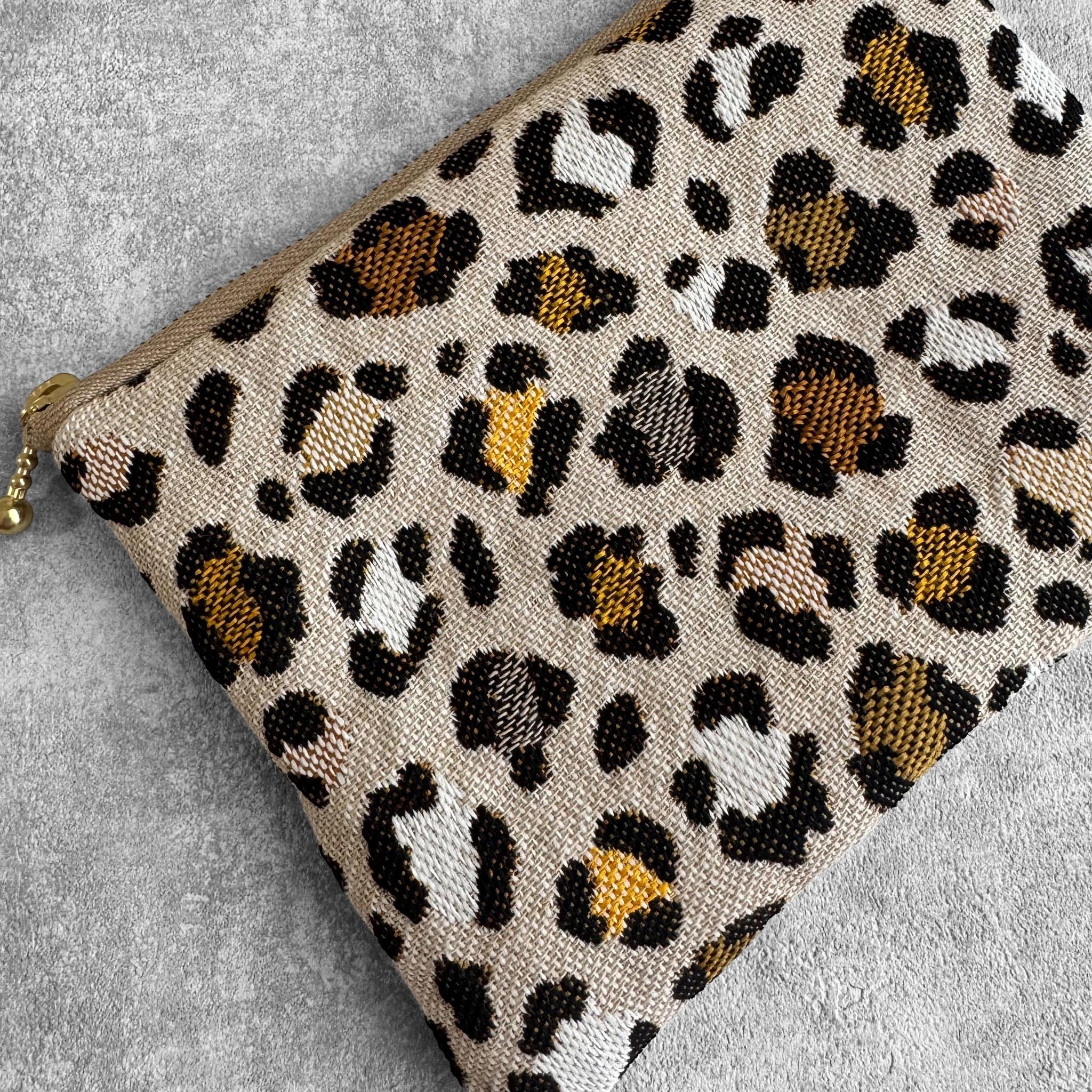 フランス生地/ヒョウとレオパード柄/ジャガード織り/フラットポーチ/マルチケース【２種類から選べます】 | 9枚目