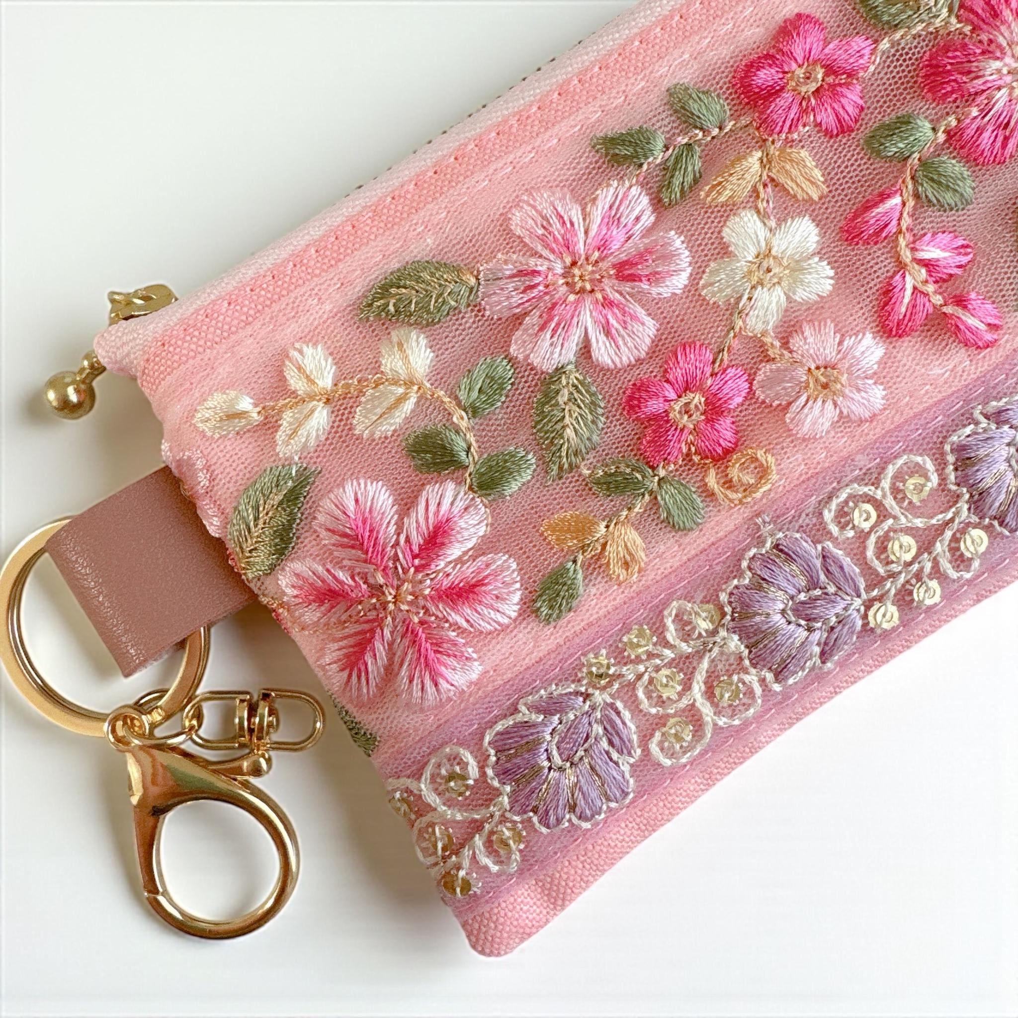 桜ピンク/インド刺繍×帆布/キーホルダー付きフラットポーチ/マルチケース | 2枚目