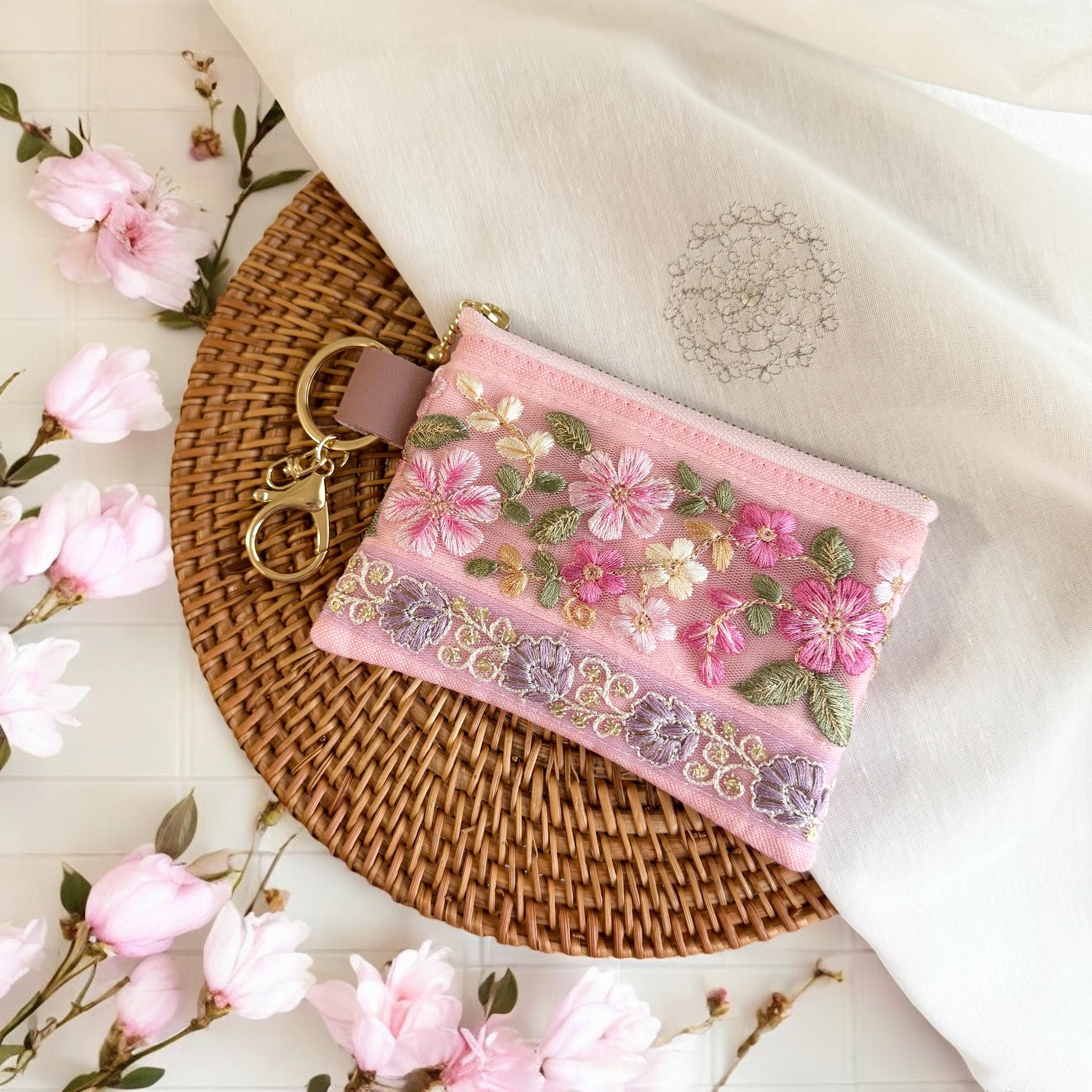 桜ピンク/インド刺繍×帆布/キーホルダー付きフラットポーチ/マルチケース | 4枚目