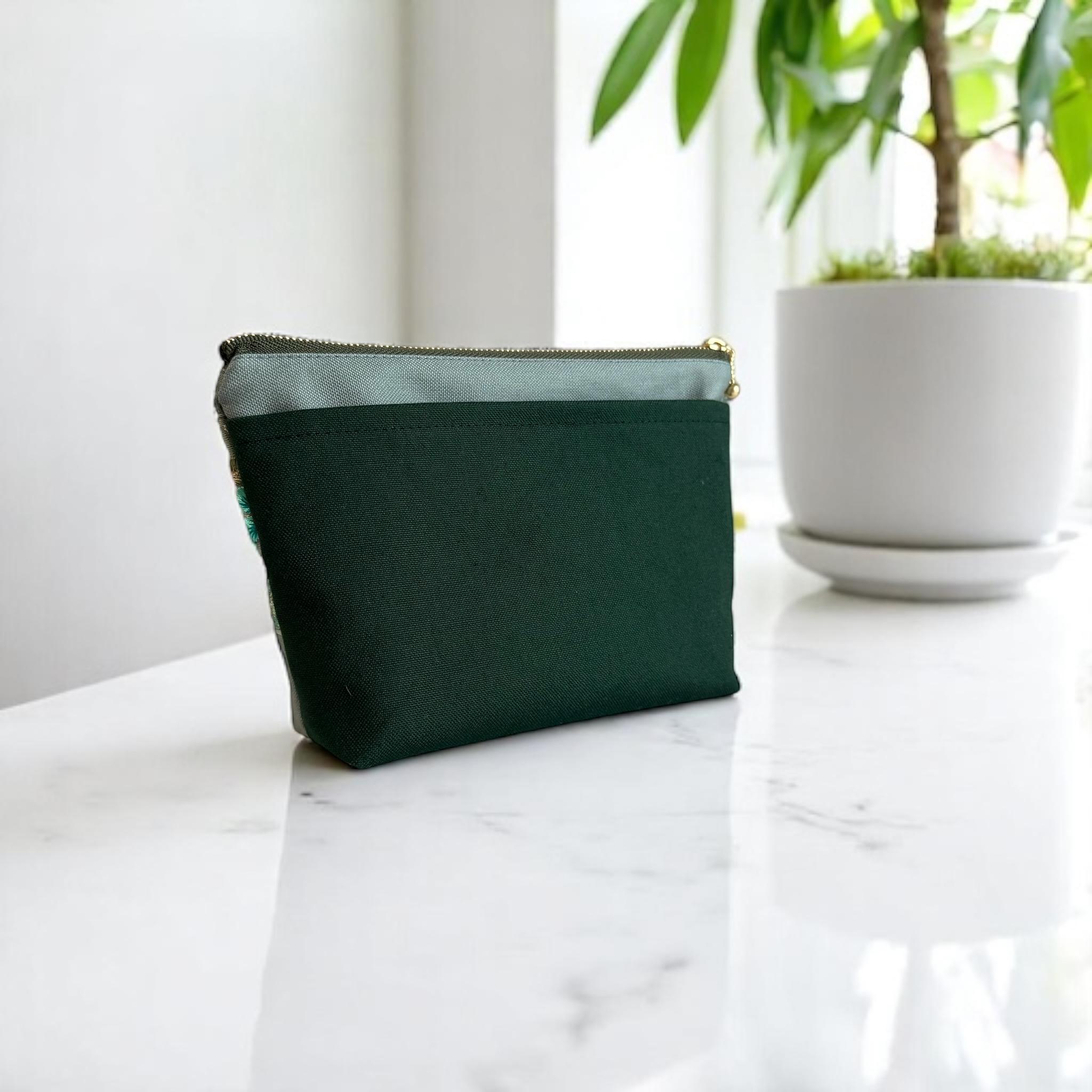 エメラルドグリーン/インド刺繍◆外ポケット付き大きめサイズのマチ付きポーチ/マルチポーチ【L】 | 2枚目